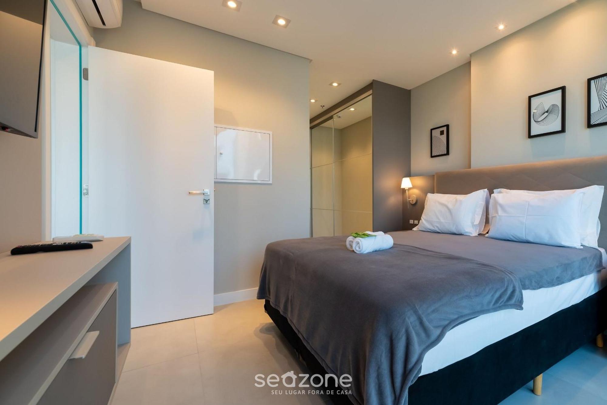 Mhfs - Apts Variados Em Predio Com Vista O Mar Em Apartment Itapema