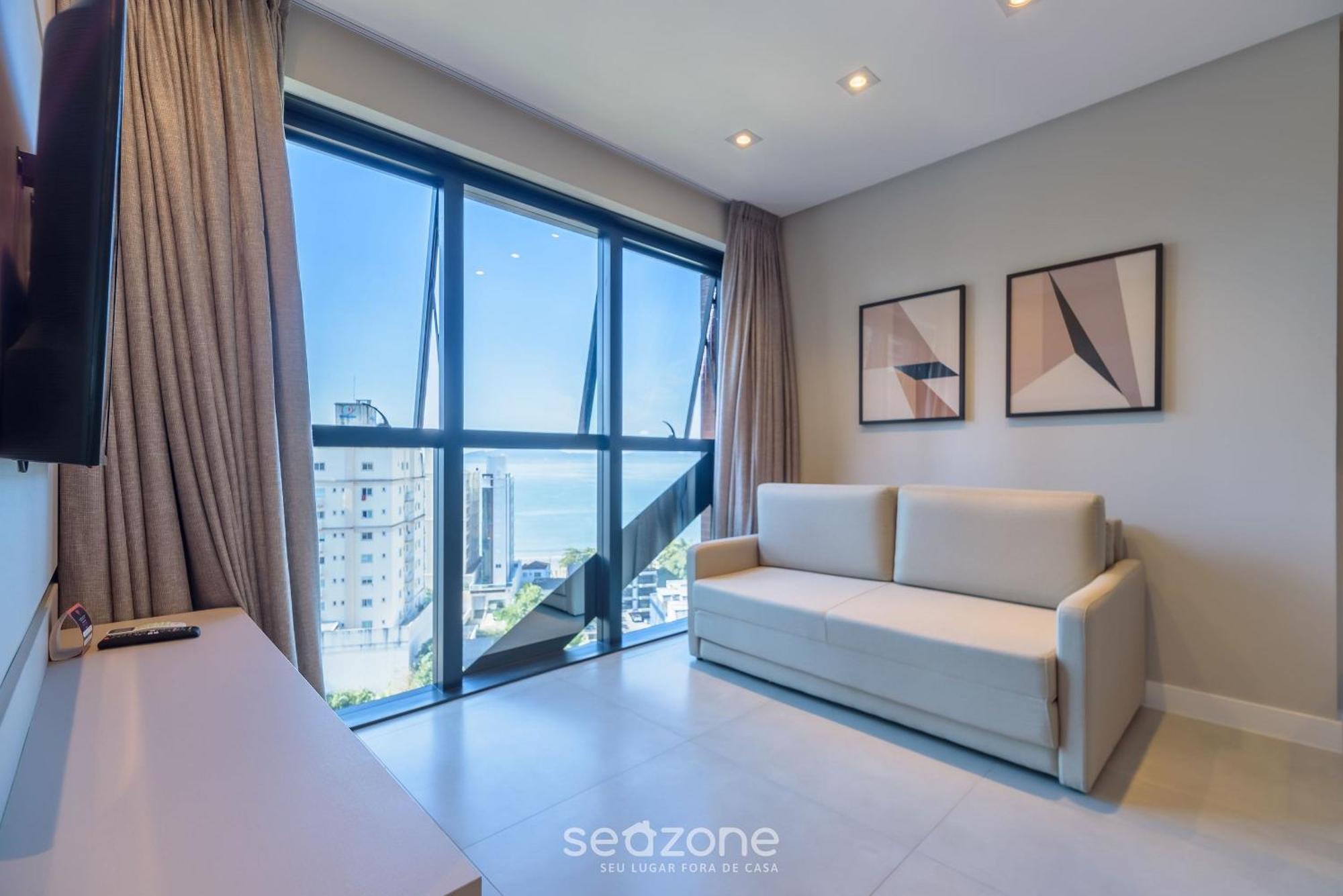 Mhfs - Apts Variados Em Predio Com Vista O Mar Em *