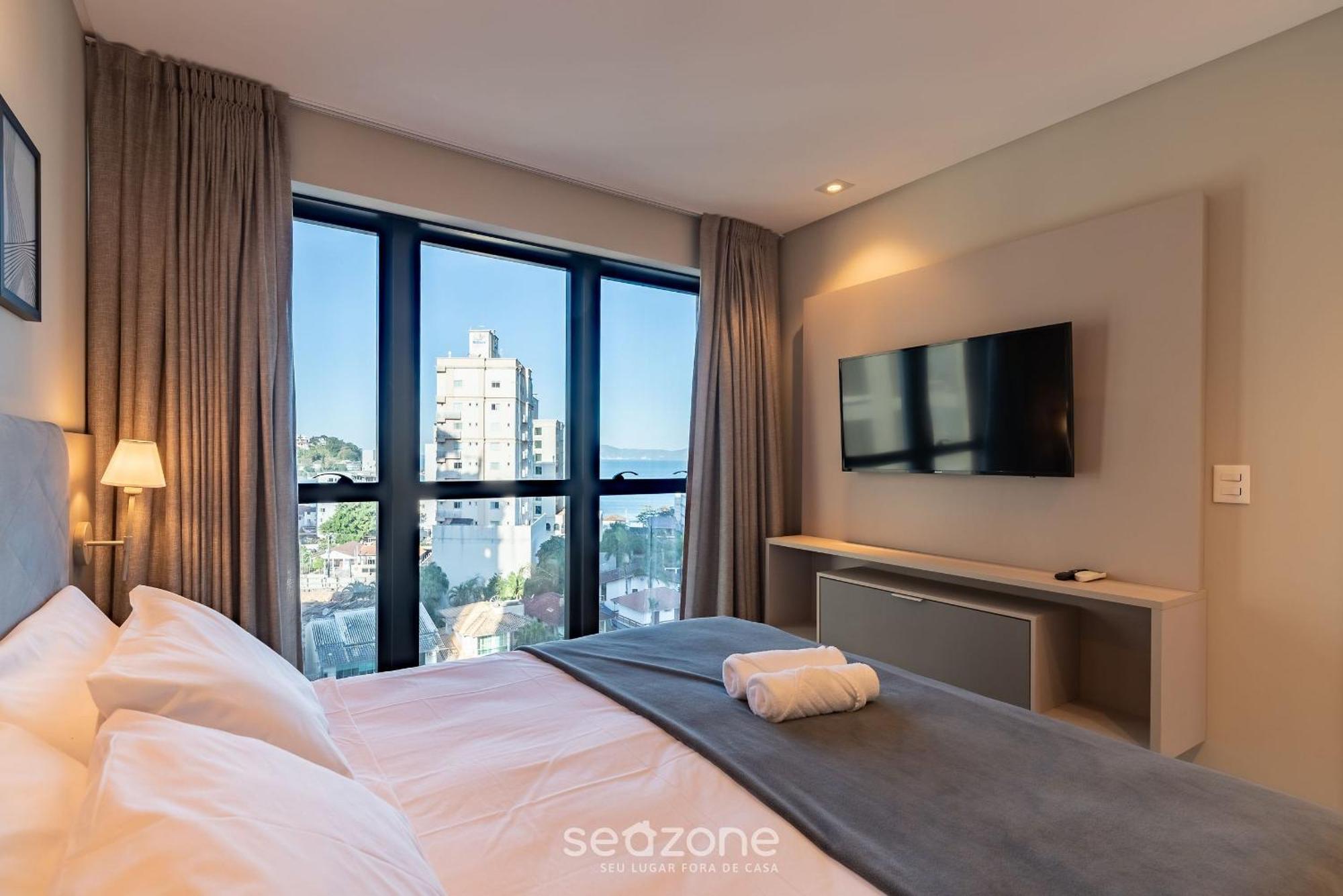 Mhfs - Apts Variados Em Predio Com Vista O Mar Em * Itapema