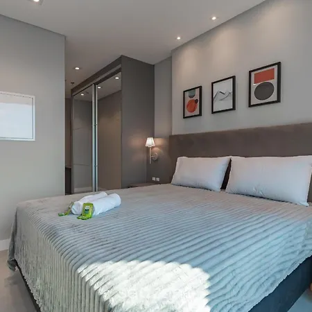 Mhfs - Apts Variados Em Predio Com Vista Para O Mar Em Itapema Exterior photo