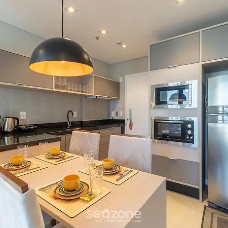 Mhfs - Apts Variados Em Predio Com Vista Para O Mar Em Itapema Exterior photo