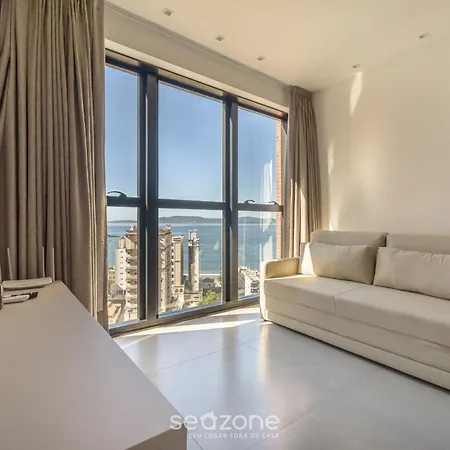 Mhfs - Apts Variados Em Predio Com Vista Para O Mar Em Itapema Exterior photo