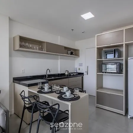 Mhfs - Apts Variados Em Predio Com Vista Para O Mar Em Itapema Room photo