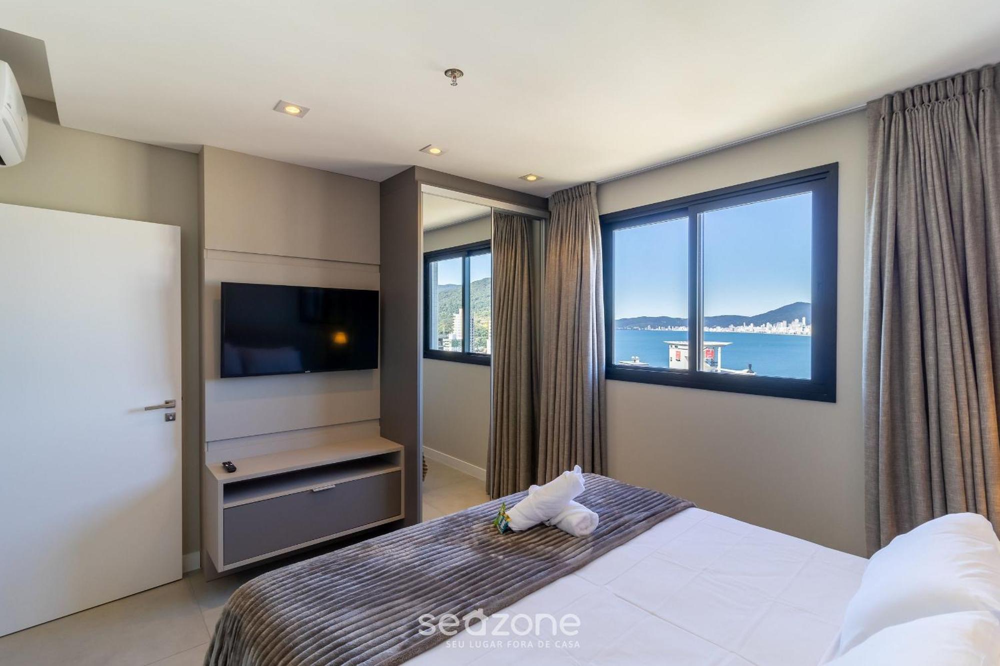 Mhfs - Apts Variados Em Predio Com Vista O Mar Em *