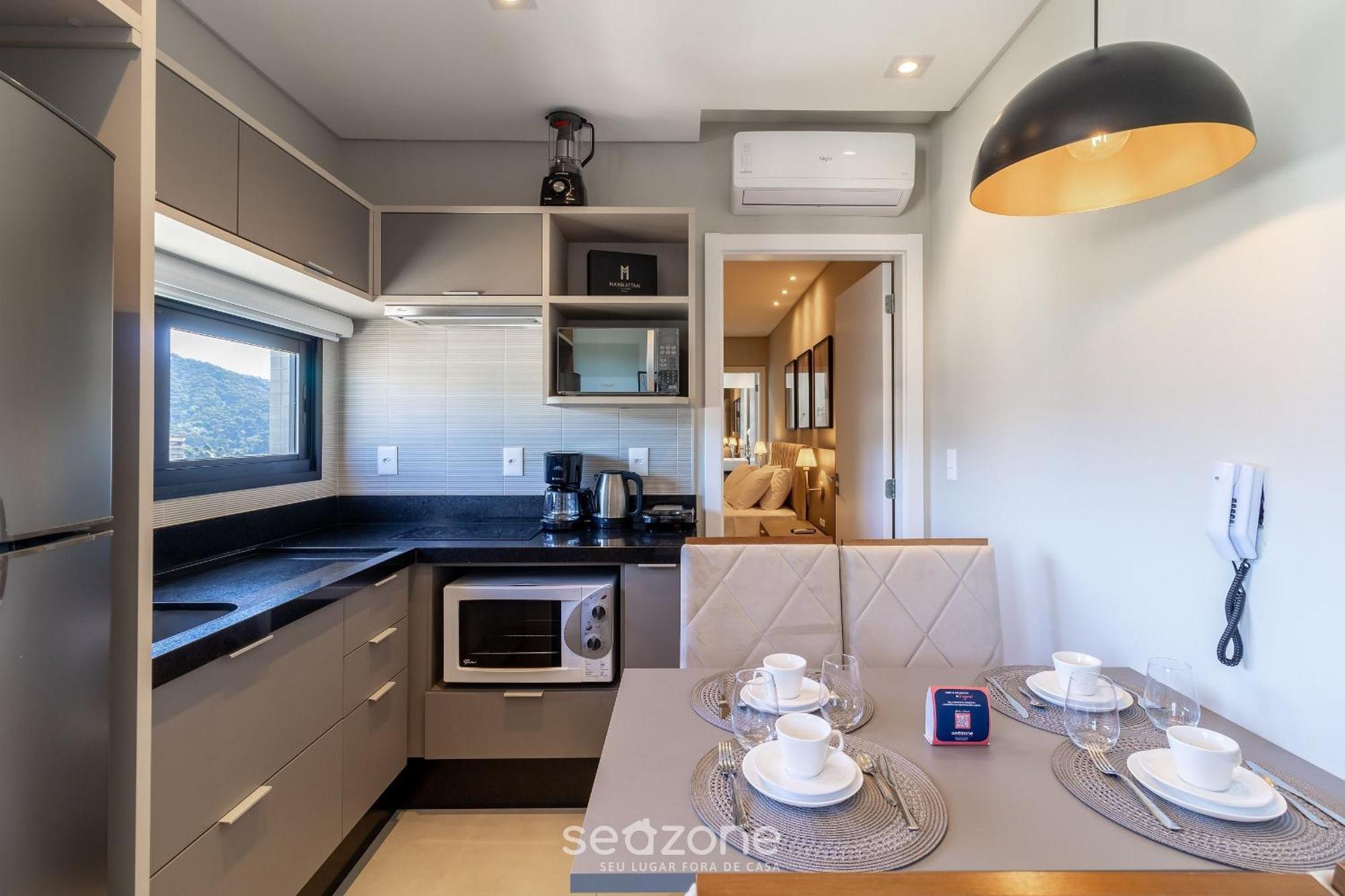 Apartamento Mhfs - Apts Variados Em Predio Com Vista O Mar Em